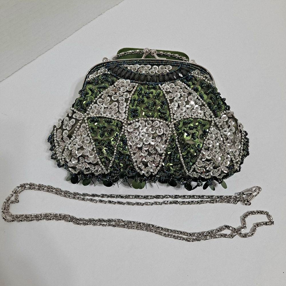 Vintage Green & Silver Beaded Sequins Clutch Crossbody Chain Handbag EUC Elegant